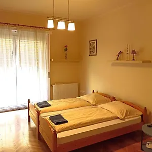 Appartement Opera, Budapest